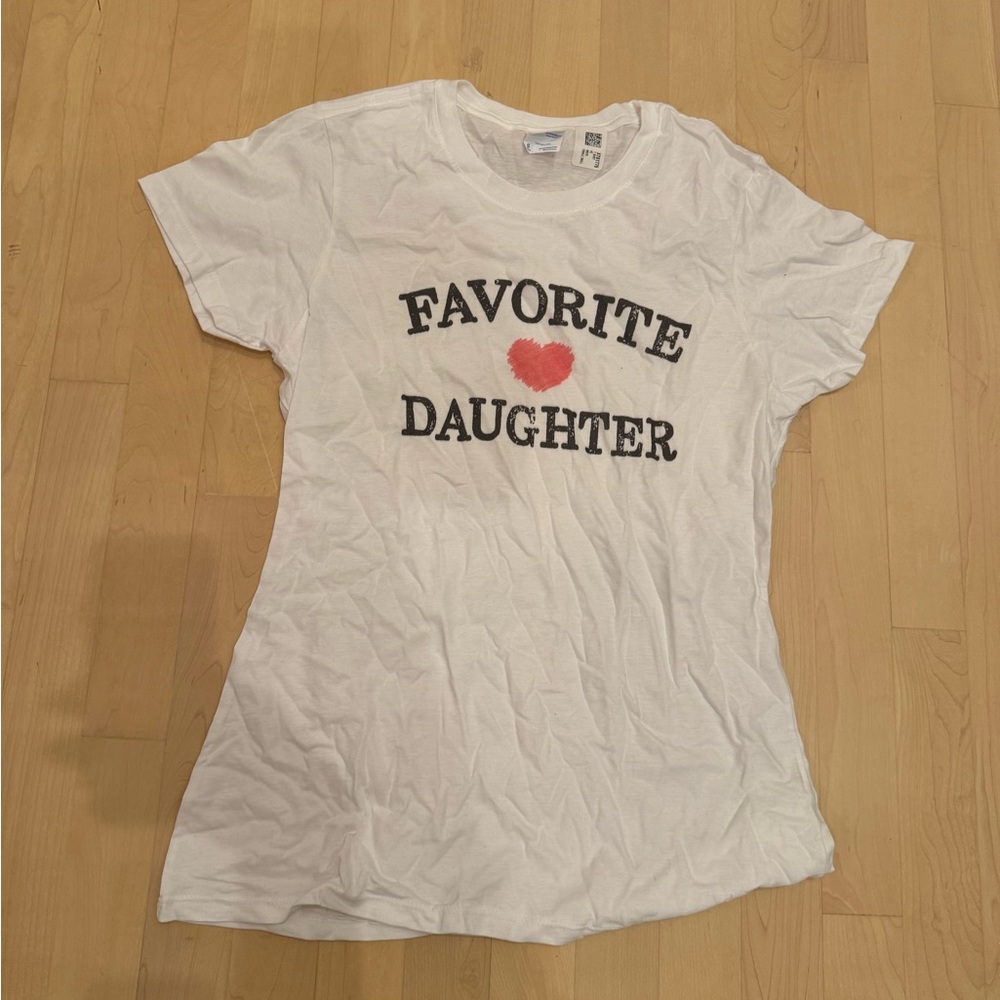 Favorite Daughter T-Shirt brand new